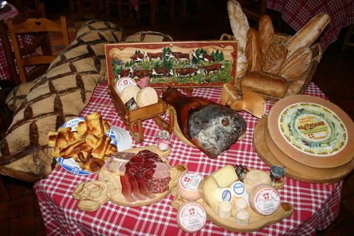 CASSE-CROUTE-HT-SAVOYARD.JPG