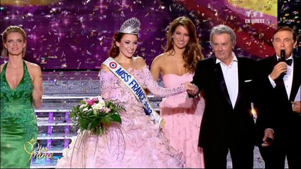 http://a6.idata.over-blog.com/600x337/0/51/65/79/Miss-France-2/Delphine-Wespiser--nouvelle-Miss-France-2012.jpg